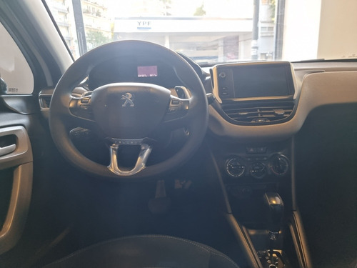Peugeot 208 Allure Tiptronic