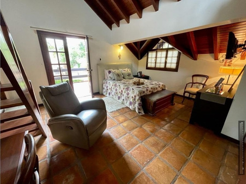 Imagen 15 de 29 de En Venta Casa Guataparo Country Club.