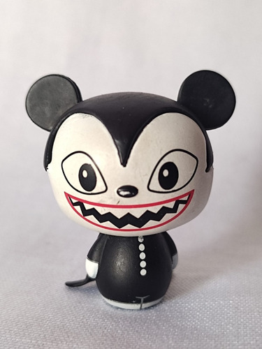 Vampire Teddy Extraño Mundo De Jack Pint Size Heroes Funko