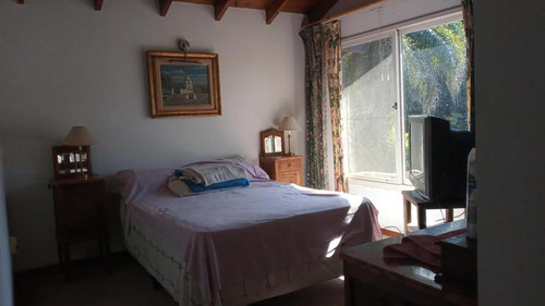 C.c. Los Cardales 4 Dorm. (2 Suits)250 M² Cub. Sobre 1 Lote, A Mts D La Entrada.