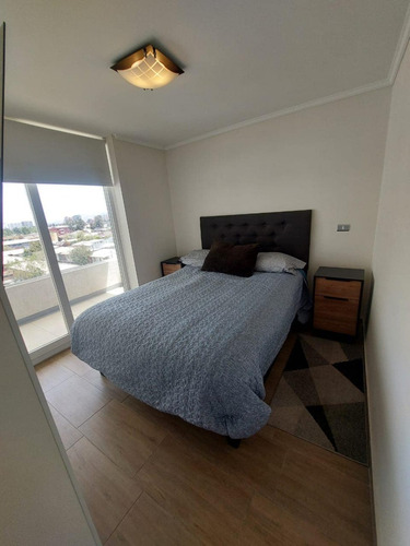 Venta Amplio Departamento Edificio Vista Albano, La Cisterna