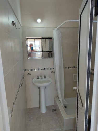Imagen 8 de 18 de Casa - Barrio Parque Leloir