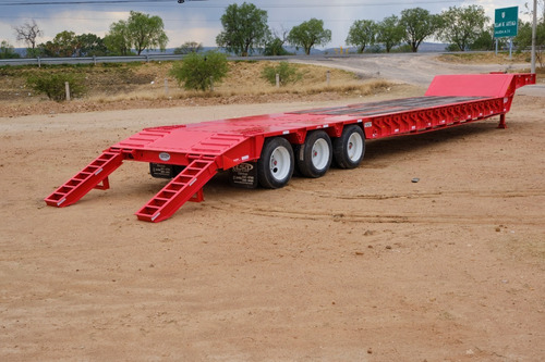 Lowboy Cama Baja 55 Toneladas Cuello Fijo Cola Castor