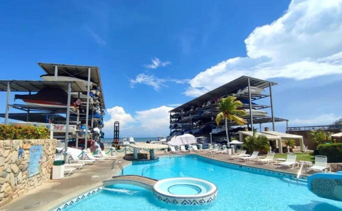En Venta Apartamento En Tucacas. Conjunto Resd. Varadero Ip