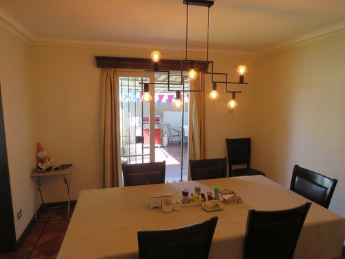 Imagen 23 de 30 de Excelente Oportunidad, Hermosa Casa En Barrio Residencial