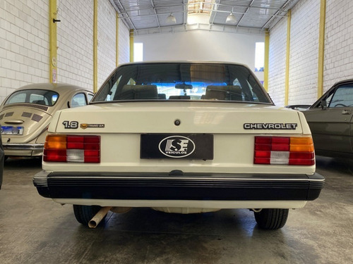 Imagem 9 de 15 de Chevrolet Monza Sl/e 1.8