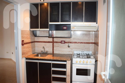 Imagen 7 de 12 de Venta Departamento - La Plata