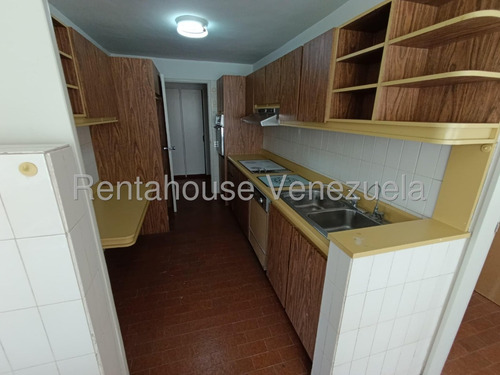 ¡espectacular Apartamento Con Amplio Potencial De Remodelación Para La Reinversión, Urbanización Privilegiada! - Alta Florida - Luis Gomez - Mls #25-17293
