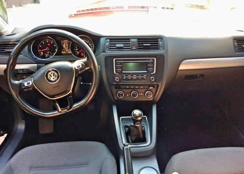 Volkswagen Vento 2.0 Advance 115cv 2015