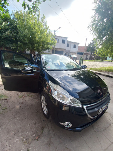 Peugeot 208 1.5 Allure Touchscreen