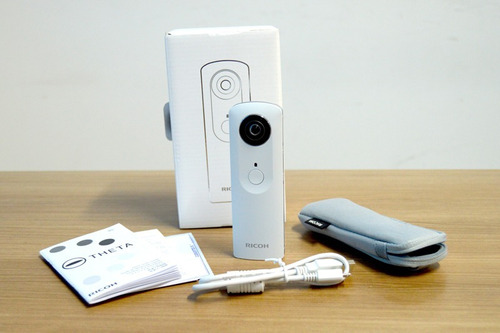 Camera 360º Ricoh Theta 50% Off!