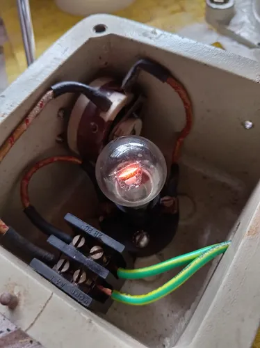 Antiguo Foco De Luz De Emergencia De Barco (Usado)
