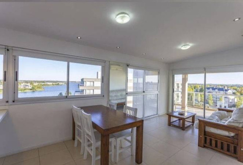 Depto De 2 Amb Con Vista Al Lago En Venta En Marinas De Port