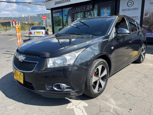 Chevrolet Cruze 1.8 Platinum At