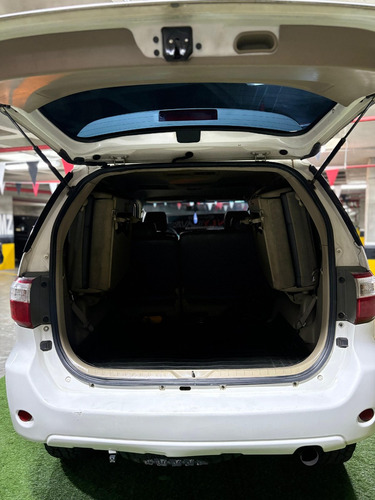 Toyota Fortuner 4x4 2010