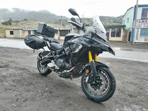 Vendo O Permuto Trk 502 Modelo 2023 En Excelentes Condicione