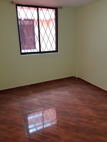 Imagen 21 de 27 de Vendo Casa Rentera De 2 Plantas