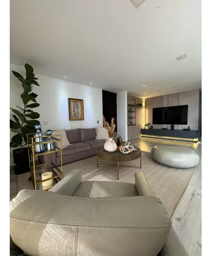 Venta De Apartamento En Castropol 148 Mts, El Poblado