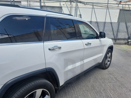 Jeep Grand Cherokee 5.7 Limited Lujo 4x4 At