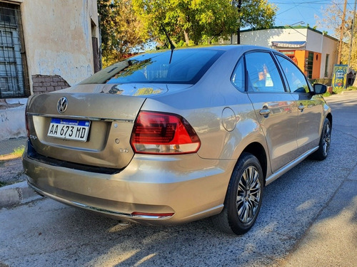 Volkswagen Polo 1.6 Comfortline 2016