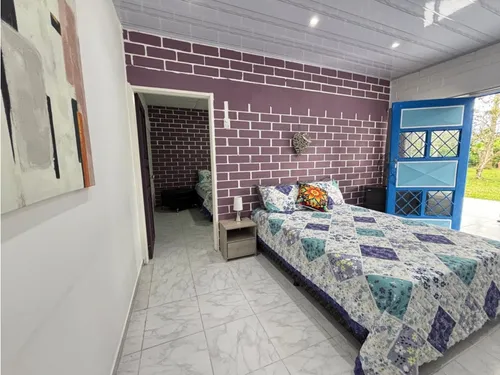 Vendo Hostal, Amoblada, Cerca A Recuca