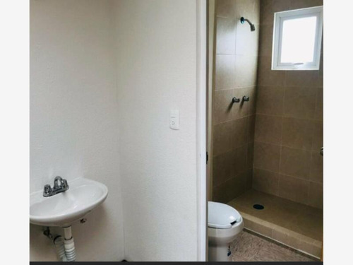 Imagen 5 de 12 de Casa Sola En Venta Los Héroes Tizayuca