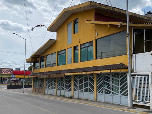 Complejo De Oficinas Con Locales Para Renta En Venta En Excelente Ubicacion