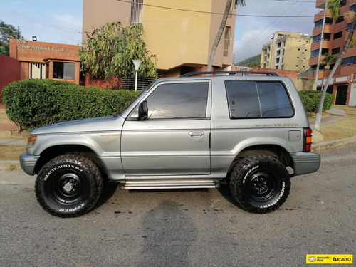 Mitsubishi Montero Dakar 4x4