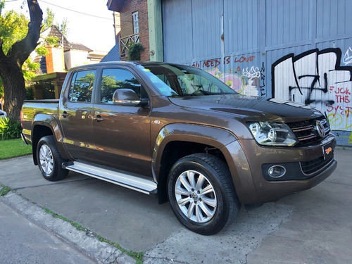 Volkswagen Amarok Highline - 4x2 - Manual - Permuto/financio