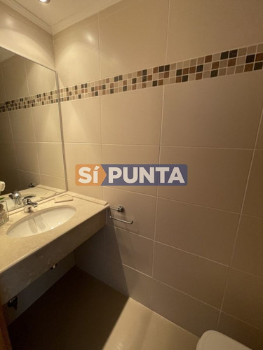 Imagen 30 de 30 de Excelente Apartamento Semi Piso En Venta!!