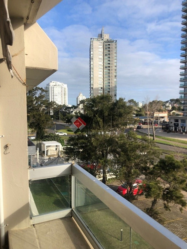 Imagen 5 de 19 de Apartamento Excelente 3 Dormitorios A Metros Del Shopping! Grandes Servicios!!!