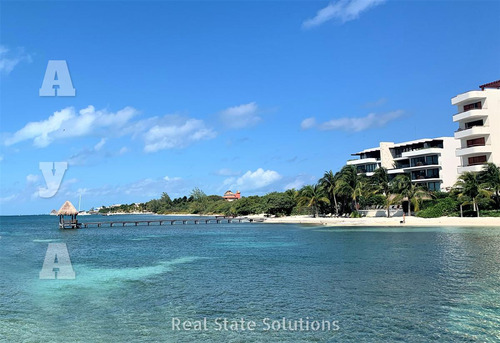 Exclusivo Departamento Penthouse Ocean Front, 5 Recámaras, 3 Piscinas, Isla Mujeres, Q. Roo.