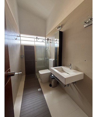 Alquiler Casa 500m2 Caurimare 8408