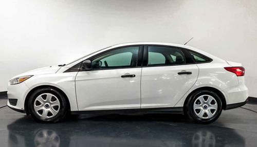 Imagen 8 de 15 de 31965 - Ford Focus 2016 Con Garantía At