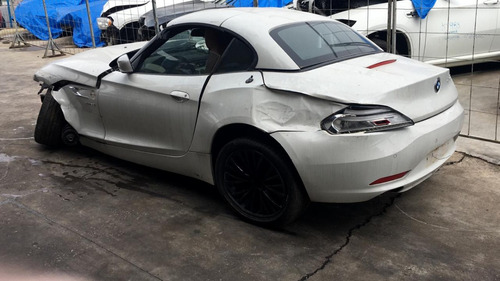 Bmw Z4 2011 (sucata Para Venda De Peças)