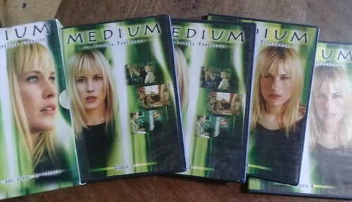 Medium. Temporada 1. Original. (Usado)
