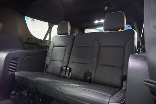 Chevrolet Suburban 5.3 Premier 4X4 At