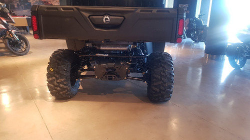 Imagen 11 de 21 de Can Am Defender Hd 10 Xt Max 6 Pax 0km En Stock Entrega Ya