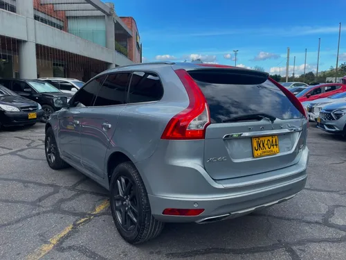 Volvo XC60 2.0 T5 Awd Summum