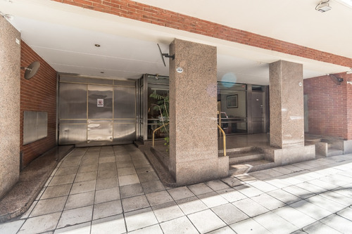 Venta 4 Ambientes Con Dependencia En Palermo