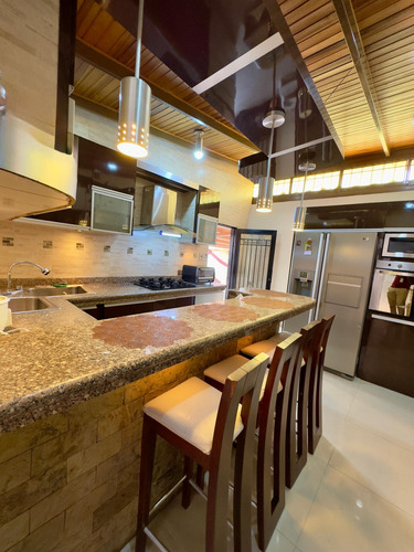 Em Casa En Venta En Belandria Vía Capacho