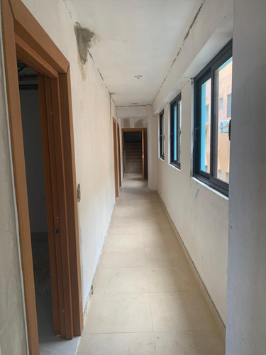 Venta, Edificio De 7 Niveles Ubicado En Gazcue, Santo Domingo