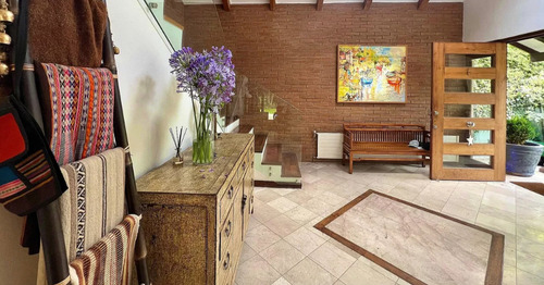 Linda Casa Con Gran Terreno De 900 Mt2/colegio Newland