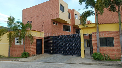 Yonny Silva Rentahouse Carabobo Vende Excelente Townhouse En Manantial Naguanagua Rcys 24-8317