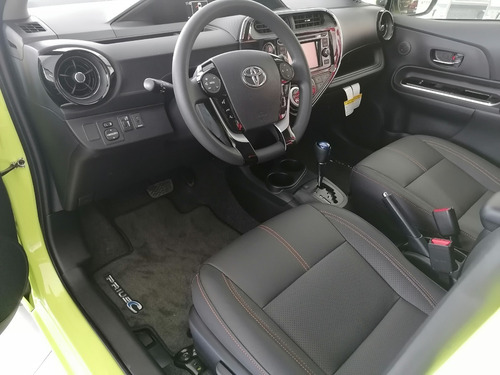 Toyota Prius C