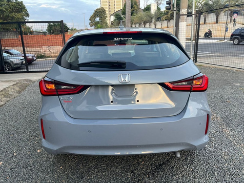 Imagem 6 de 10 de Honda City Hatch 1.5 16v 4p Flex Exl Automático Cvt