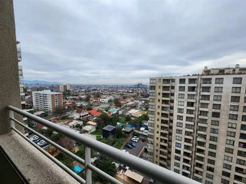 Departamento En Arriendo De 2 Dorm. En San Miguel