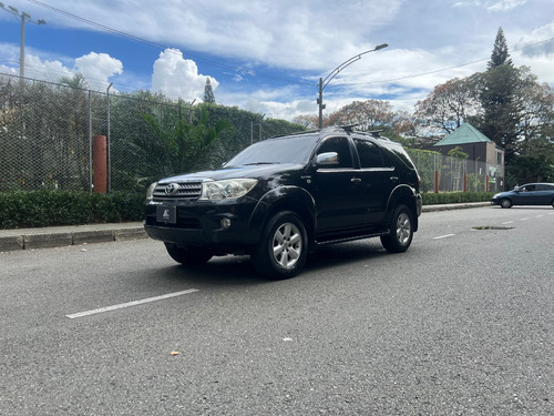 Toyota Fortuner 2.7l 4x2