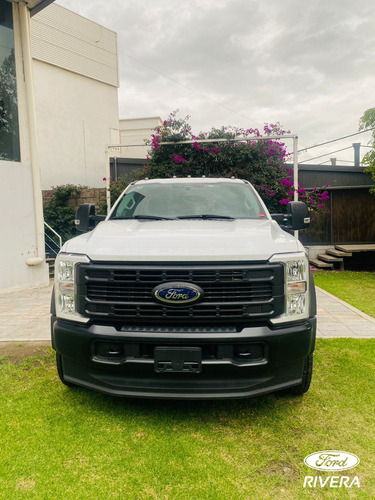 Ford F-450 Xl