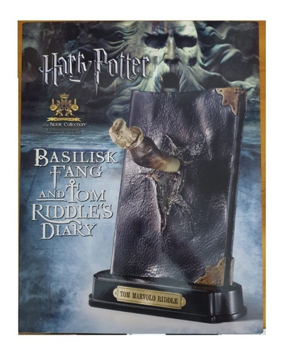 Harry Potter - Diário De Tom Riddle Com Dente De Basilisc